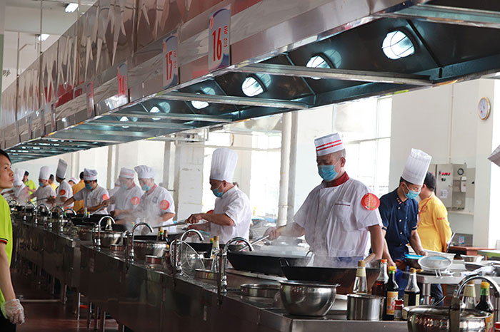 2018�V����У���ِ�F(xi��n)��