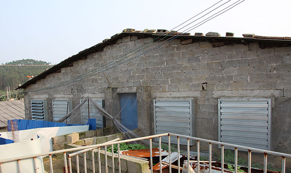 養(yǎng)豬場(chǎng)水簾負(fù)壓風(fēng)機(jī)