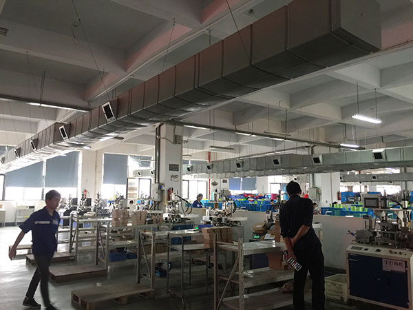 ZLG理工冷風(fēng)機(jī)管道